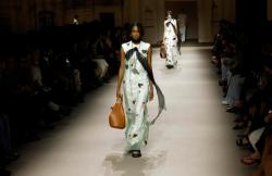 1960x0-250x162 1960x0